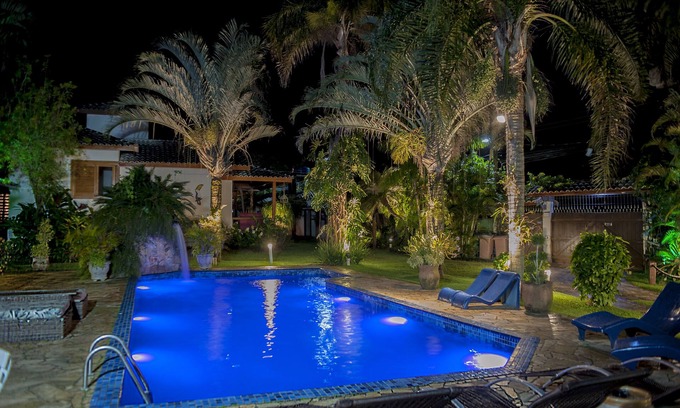 Maresias House | High standard-34 people in beds-500 m from sirena