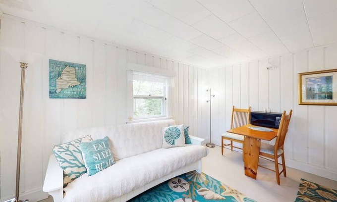 Pemaquid Beach Cabin | High Tide Cabin @ Pemaquid Beach