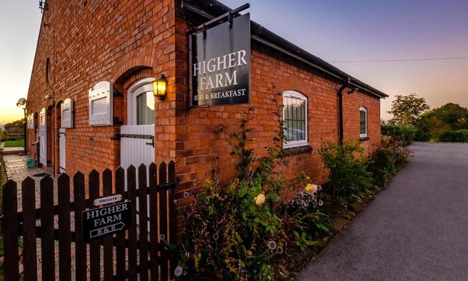 Barton Bed & Breakfast | Higher Farm