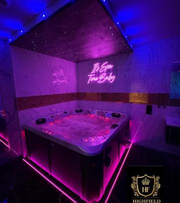 Bradford Apartment | HIGHFIELD PRIVATE SPA APARTMENT