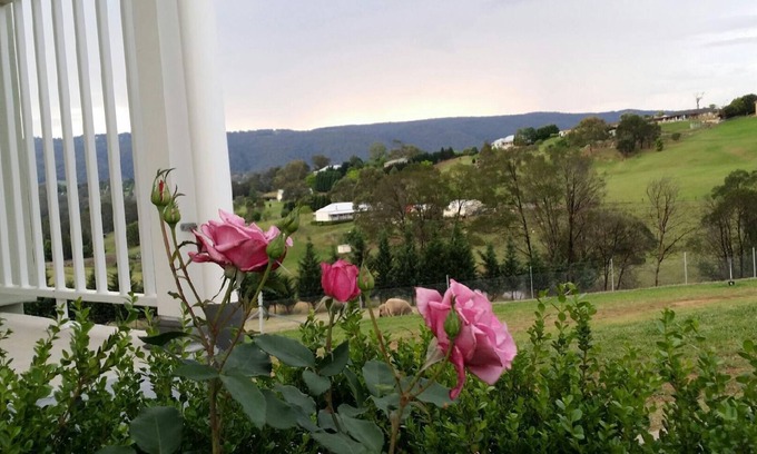 Kurrajong House | Highfields Country group Cottage 2 Bedroom