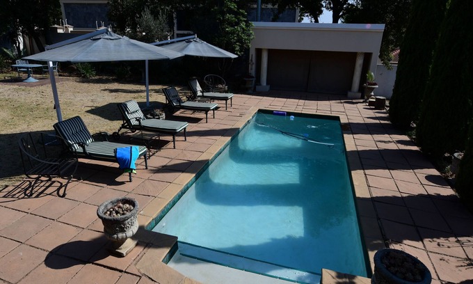 Greater Johannesburg Metropolitan Area House | Highgrove Guesthouse