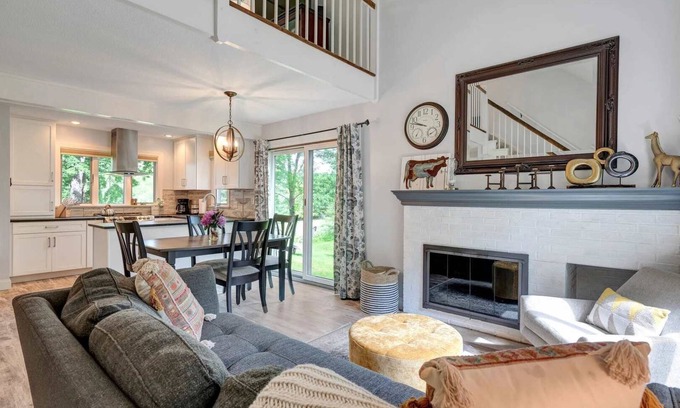 West Hartford Condo | Highland 6th Hole & RiverView | Fairway Village 5A