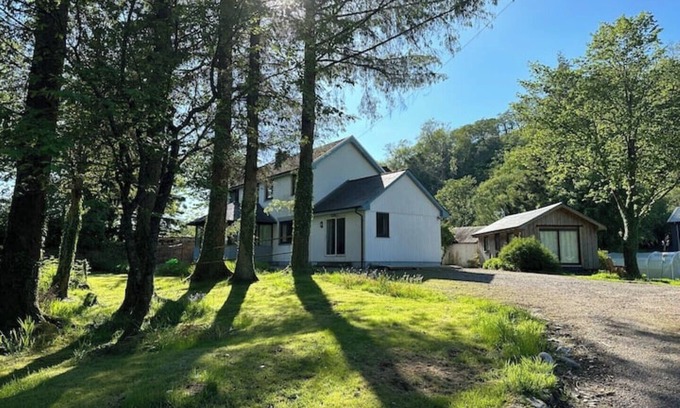West Laroch Cottage | Highland Hideaway - fully refurbished 5 bedroom cottage near Glencoe