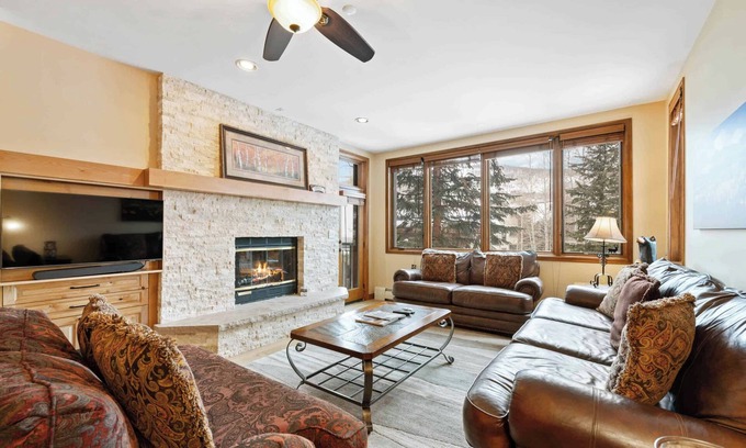Highlands Townhomes Condo | Highlands Lodge 105 - 3 Bedroom Residence