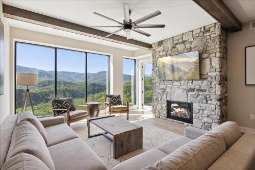 Gatlinburg House | Highlands of the Smokies 209 2br
