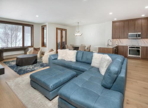 Highlands Townhomes Apartment | Highlands Slopeside #221 condo