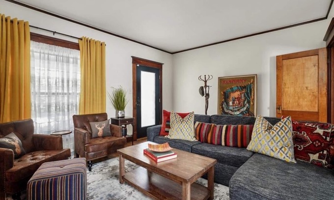 Tyler Park House | Highlands Three Bedroom House - Walk to Restaurants and Bars!