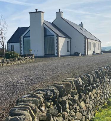 Newbridge House | Highmains