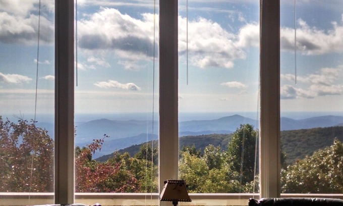 Chestnut Springs Condo | Highridge Court 19 with Wintergreen Advantage