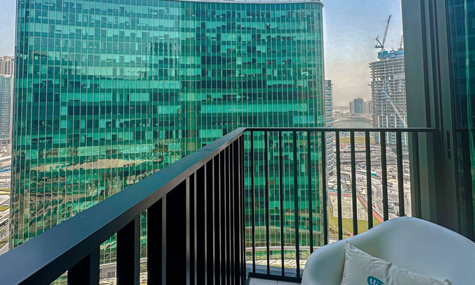 Madinat Zayed Apartment | HiGuests - Ahad Residences