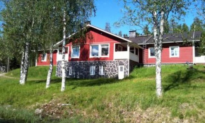 Sotkamo House | Hiiden Kämppäkartano by Interhome
