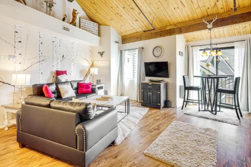 Wintergreen Apartment | Hike, Bike and Explore Wintergreen Resort Condo
