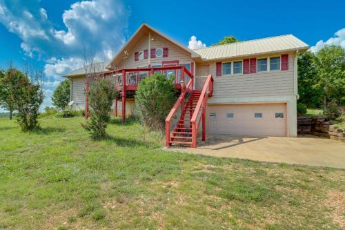 Bruno House | Hike, Fish and Explore Spacious Yellville Retreat