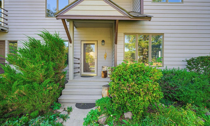 Pagosa Springs Apartment | Hike, Ski & Dine: Pagosa Springs Getaway!