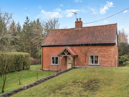 Wenhaston House | Hill Farm