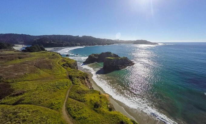 Mendocino Hotel | Hill House Inn