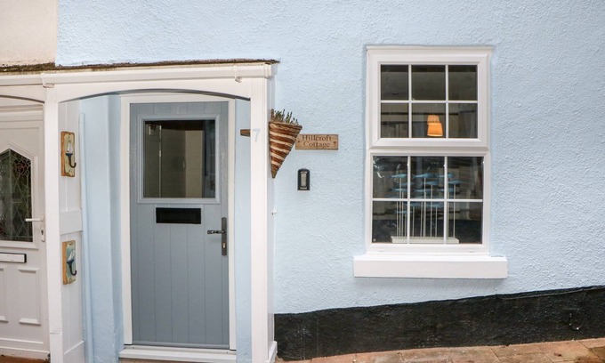 Shaldon House | HILLCROFT COTTAGE, family friendly, with open fire in Teignmouth