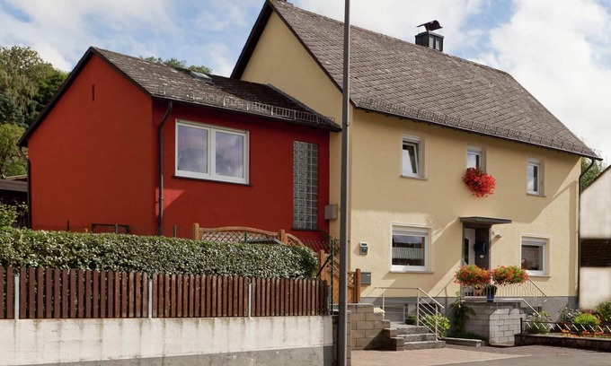 Hillesheim Apartment | Hillesheim Romantic Escape