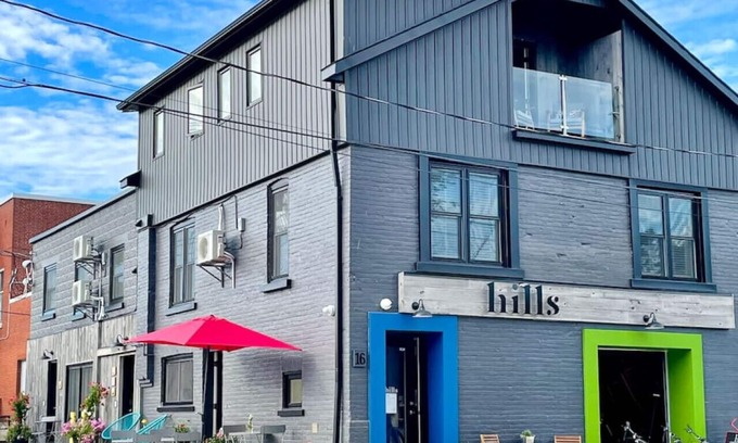 Meaford Apartment | Hills - 4 Rental Suites in 1 - Downtown Meaford