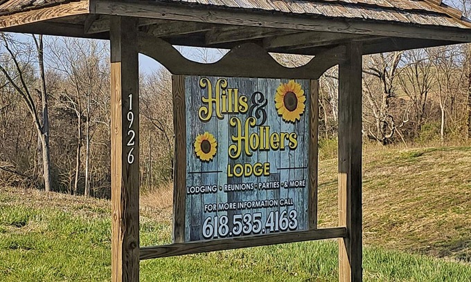 Michael Cabin | Hills and Hollers Hunting Lodge, check availability during October thru December