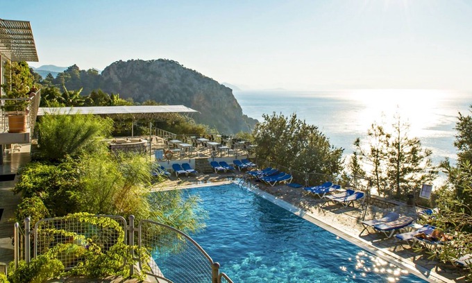Turunc Condo | Hills, Beach, Pool! Paradise in Turunç