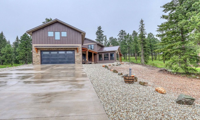 Lead House | Hills Coop in Powderhouse Pass!