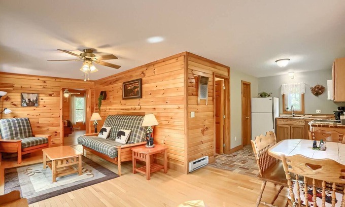 Leeper Cabin | Hillside Cabin in Cook Forest