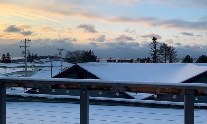 Grand Marais House | Hillside Harbor in Grand Marais | Views of Lake Superior