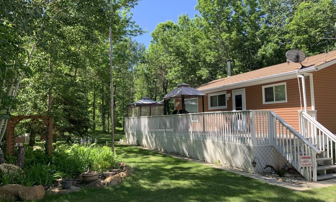 Hillside Beach Cottage | Hillside Haven