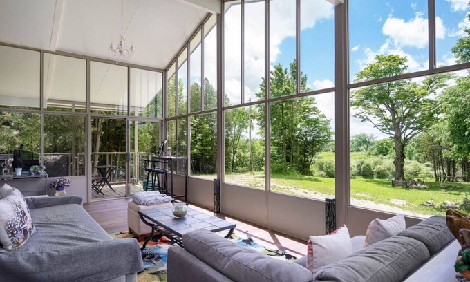 Grey Highlands House | Hillside Haven Retreat: Sunroom & Pond Escape