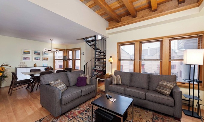 Durango Condo | Hillside Hideaway | By FLC, Town, Trails&Golf - Pool & HotTub - Ferringway#17