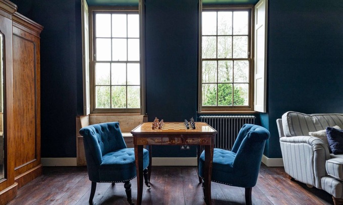 East Horrington House | Hillside House - beautiful 16th century house with Wifi, Parking, games room, Netlix