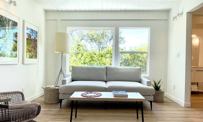 San Rafael House | Hillside Oasis Btwn SF, Napa w/Big Views + Pool!
