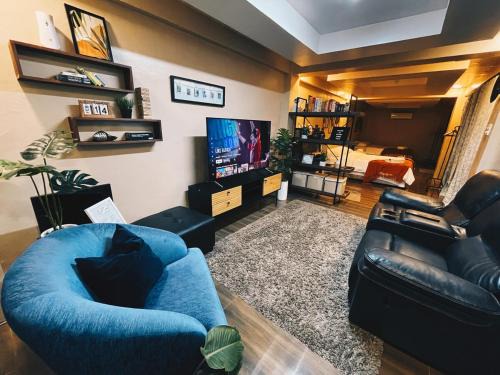 Daraga House | Hillside Pandan Guest Suite with WiFi & Netflix