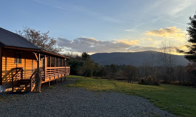 Hobart Cabin | Hillside View Cabin Retreat in Stamford, NY