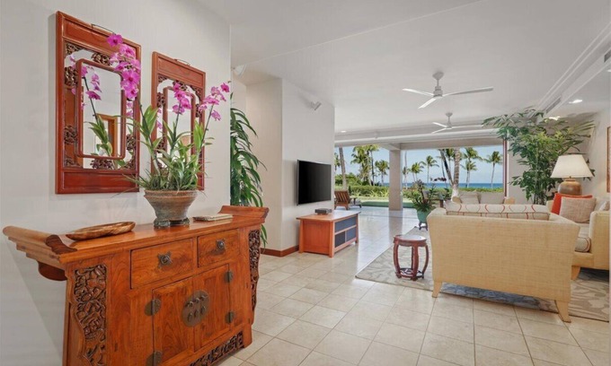Kaupulehu House | Hillside Villa 2102 – Onsite Staff & Daily Housekeeping