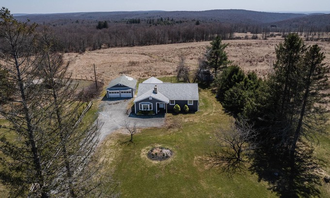 Livingston Manor House | Hilltop Cottage - Contemporary Design with Views!