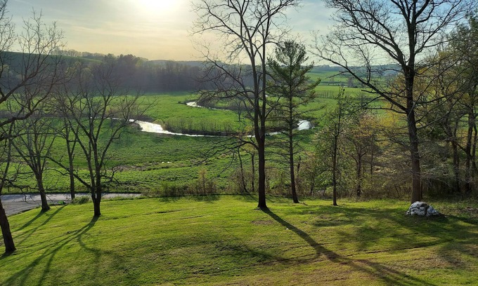 Woodlawn House | Hilltop Creek View Home- 10 min from Galax. Solo Travelers Cpls, & Sm. Families.