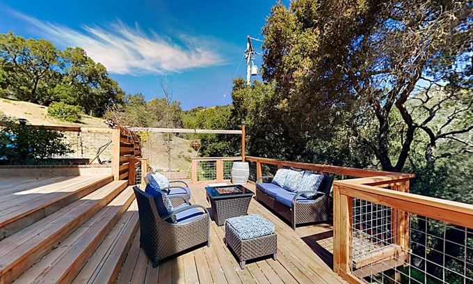 Atascadero House | Hilltop Heaven