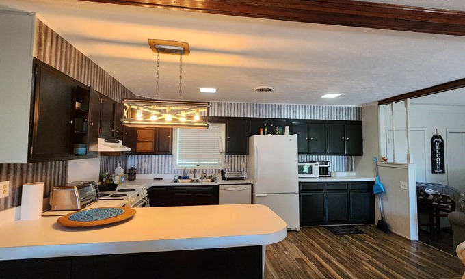 Canadian House | Hilltop Home at Rock Creek