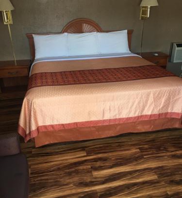 Franklin Hotel | Hilltop Inn