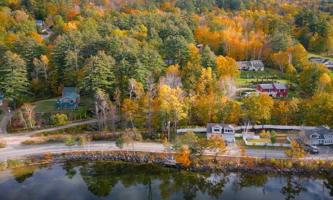 Meredith House | Hilltop Lakeview Retreat - At the Lake & Close to Downtown!