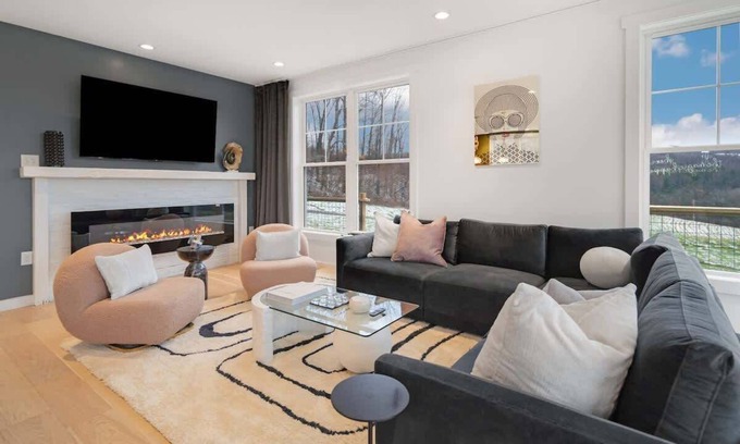 Newfield House | Hilltop- Luxury Home with views and a dog run