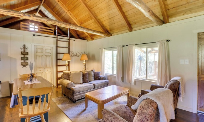 Rexford Cabin | Hilltop 'Reynolds Roost' by Lake Koocanusa!