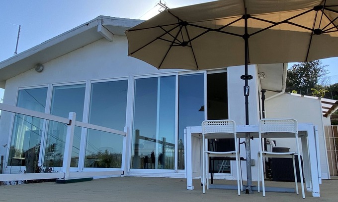 Blair Hills House | Hilltop View House. Close to Sony, Amazon, Apple, HBO