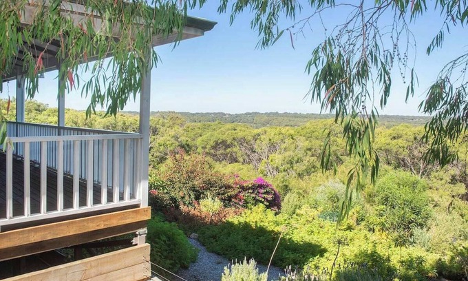 Naturaliste Cottage | Hillview - Yallingup bush retreat