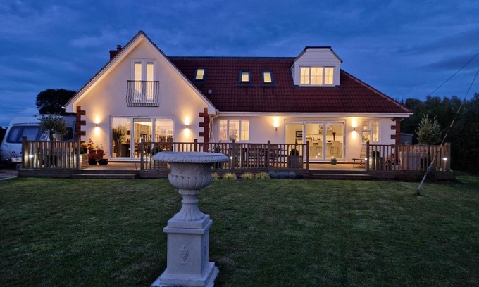 Hartpury House | Hillvine