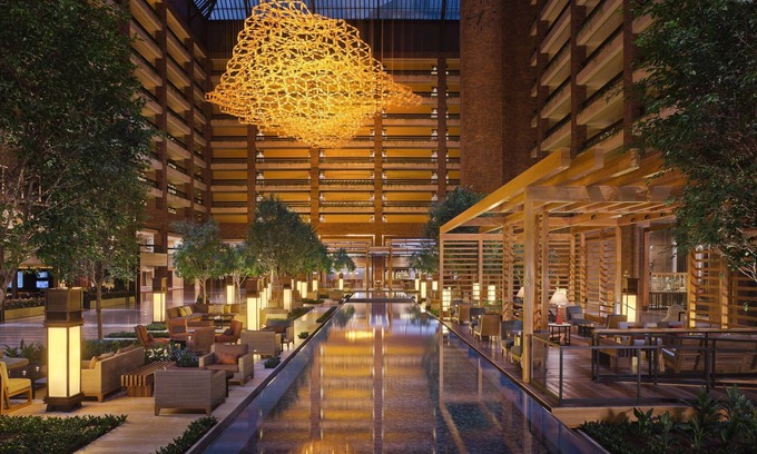 Dallas Design District Resort | Hilton Anatole