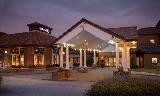 Elkesley Hotel | Hilton East Midlands Airport